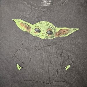 Large Mens Groku Star Wars Gray T-Shirt, Small Stain, Used